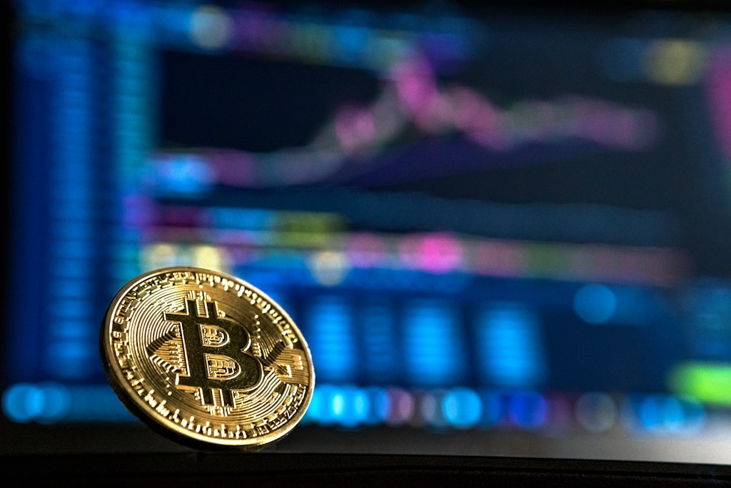 Bitcoin Price Target 260K Analyst Reveals Critical Support Level at 739K